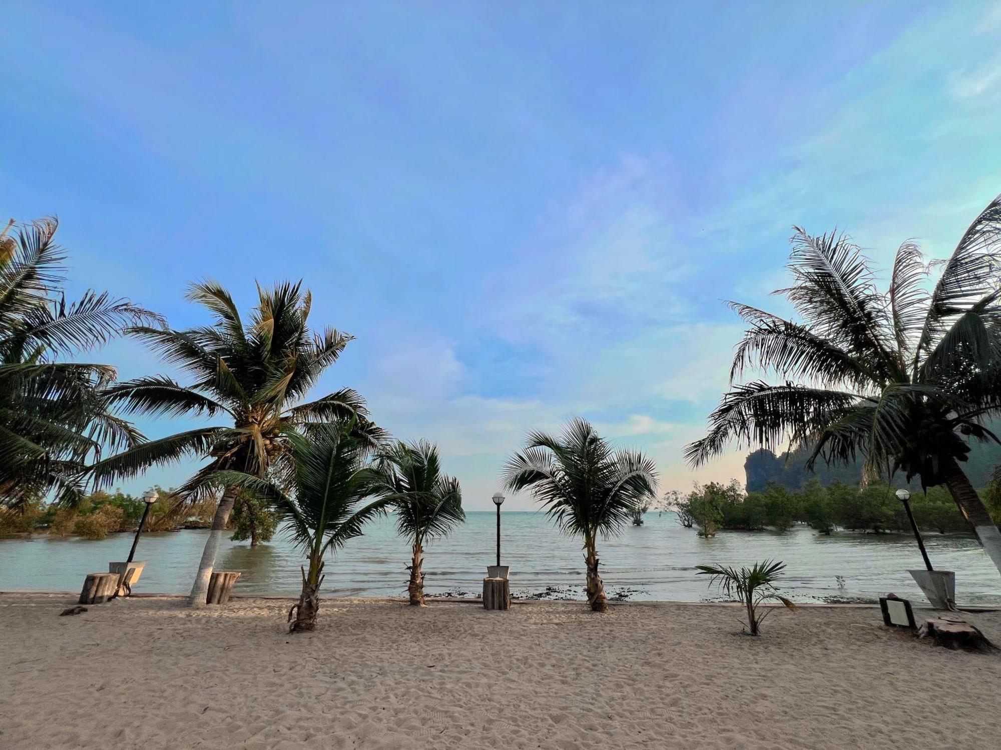 Diamond Beach Resort Ao Nam Mao Exterior photo